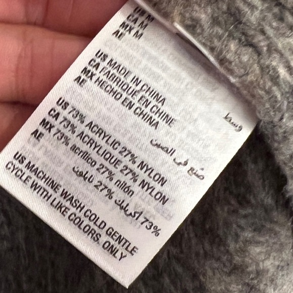 STYLE & CO Women’s Gray Chunky Knit Button Down Cardigan Sweater Size M - Picture 4 of 4